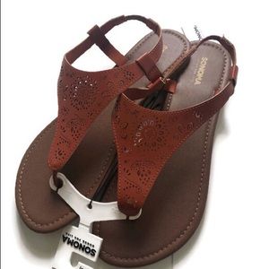 NWT Brand new Sonoma Women’s Sandals